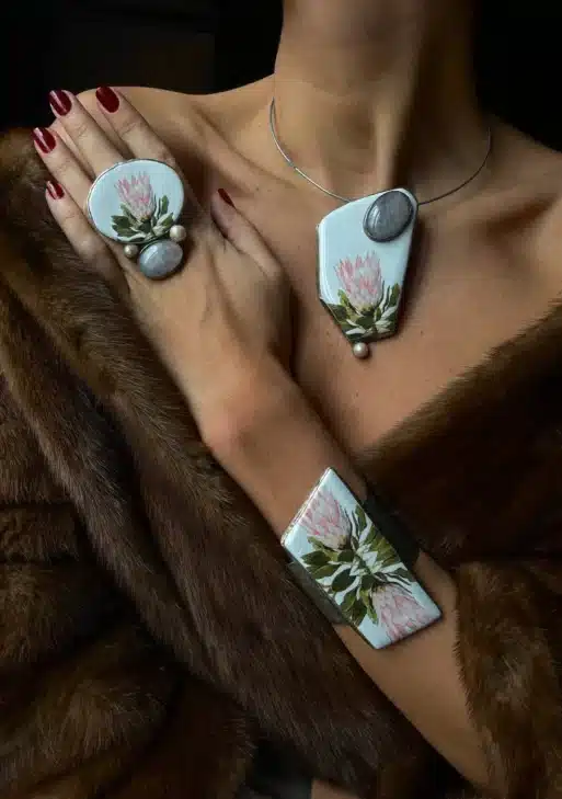 Pauline Bonaparte Collection Brooch/necklace