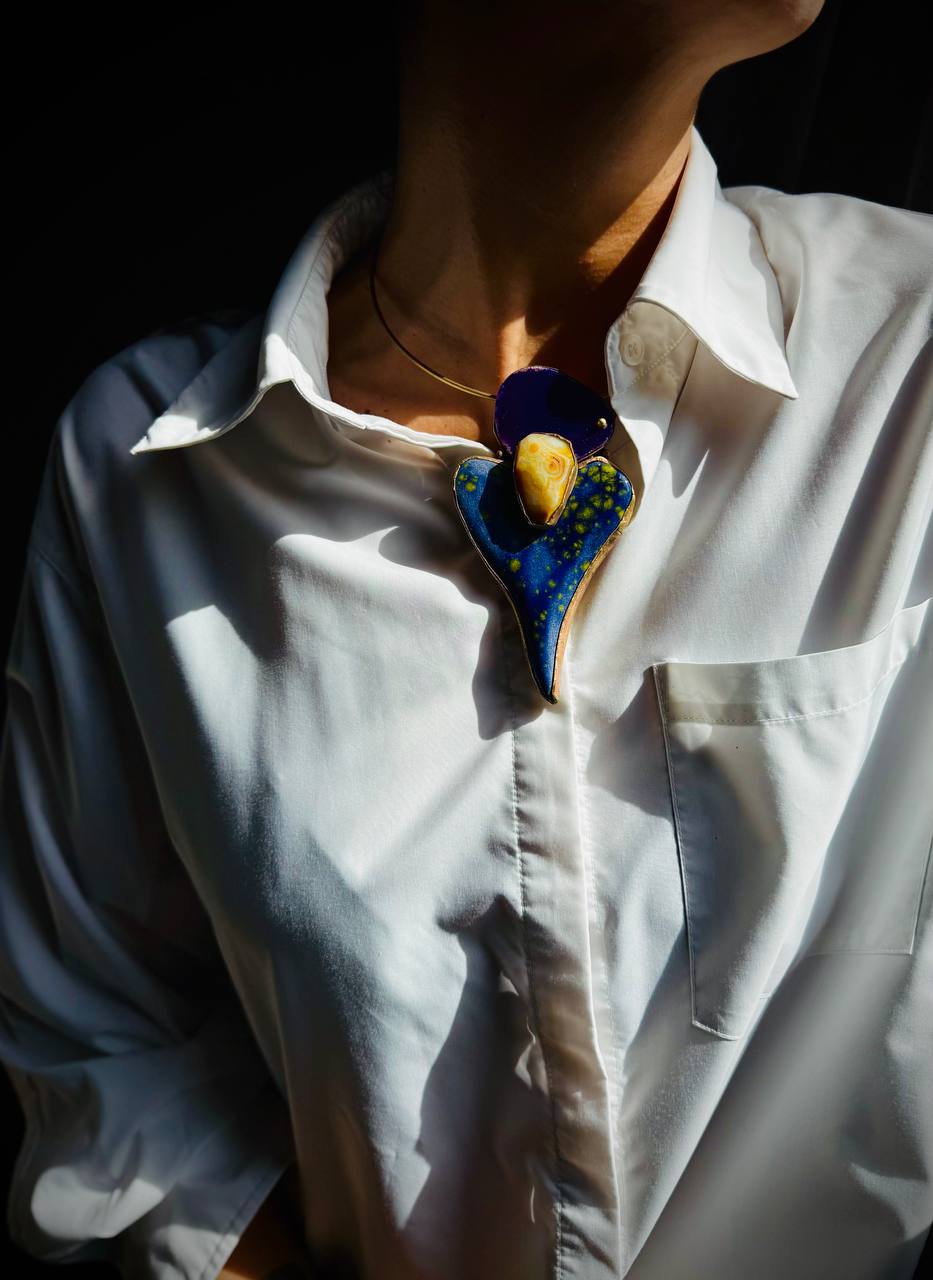 Nocturne Bleu Collection Brooch/Necklace